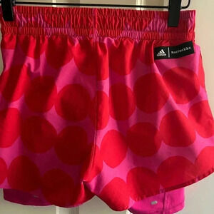 Like new ADIDAS x Marimekko MARATHON 20 Running Shorts Vivid Red size XS. Dots